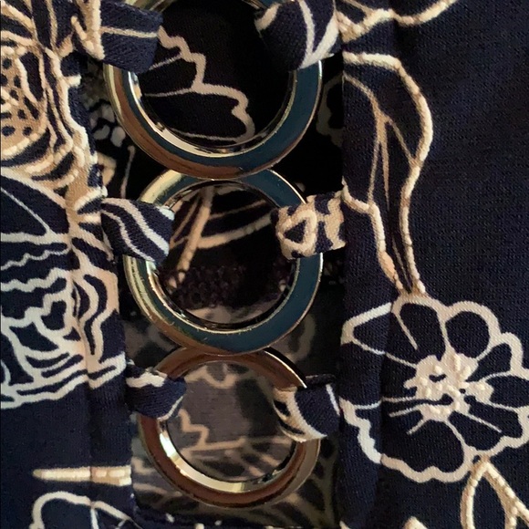 Top - Picture 4 of 4